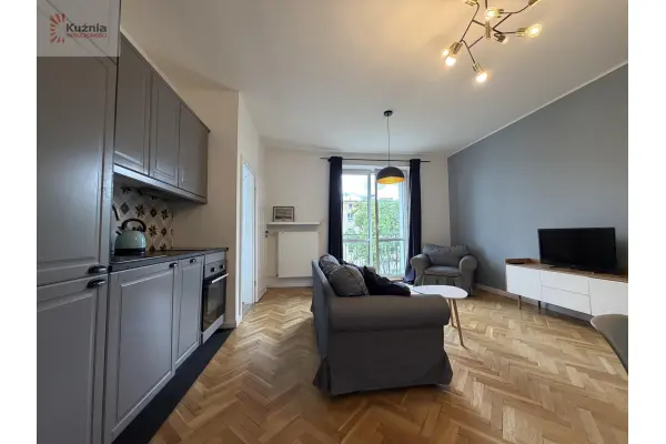 mazowieckie, Warszawa, Ochota, Białobrzeska, Po generalnym REMONCIE 2 pokoje KAMIENICA balkon - Akademia Medyczna!