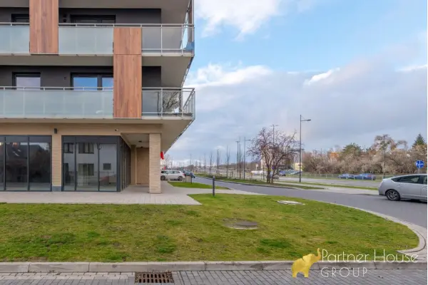 mazowieckie, Warszawa, Ursynów, Lokal 103m2 Narożny Duże witryny Dwa wejścia