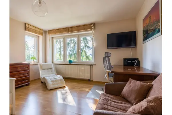 mazowieckie, powiat pruszkowski, Piastów, Jarosława Dąbrowskiego, Piętro i poddasze domu 140 m2 Piastów, miejsca pos