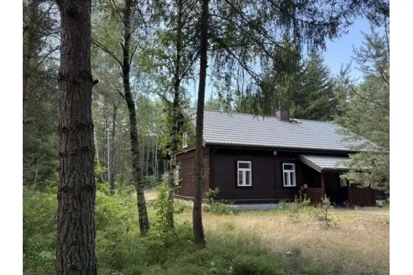mazowieckie, powiat wołomiński, Ruda-Czernik, Dom z duszą w środku lasu
